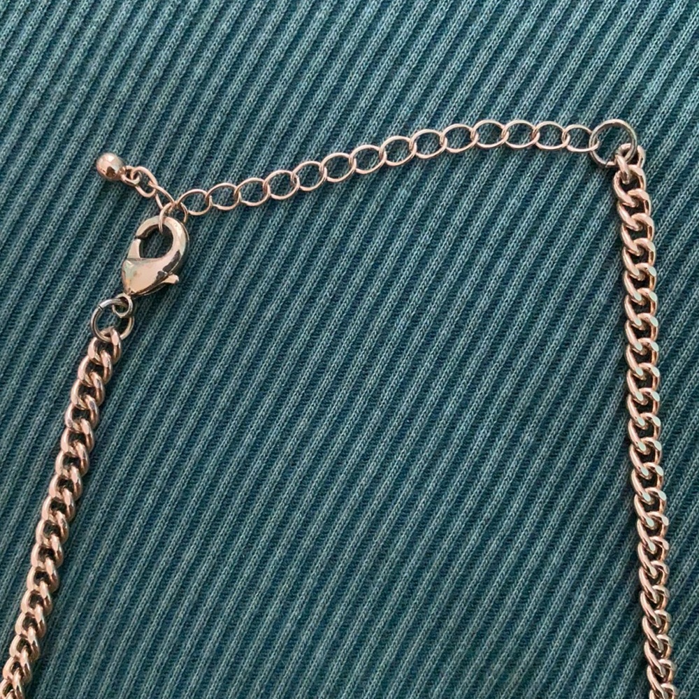 Statement necklace! - Picture 4 of 5